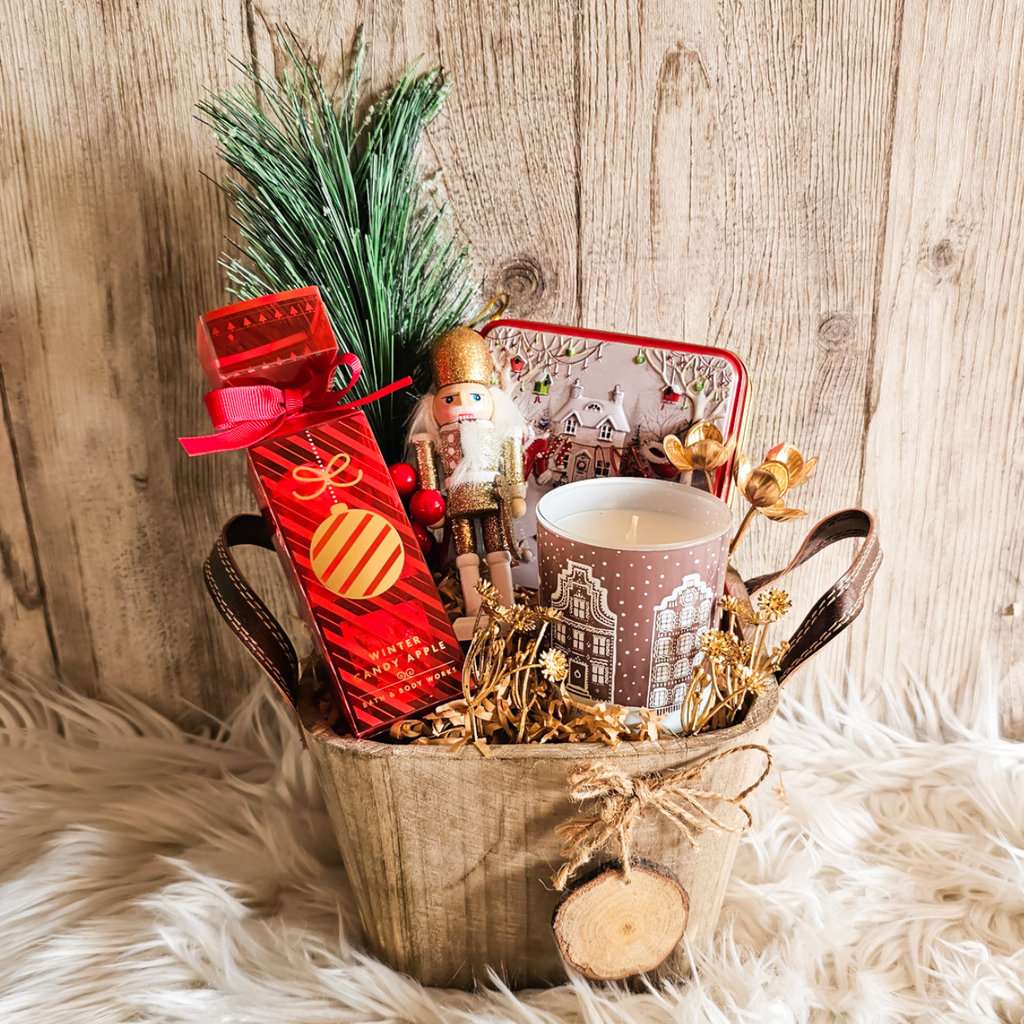 Christmas Forest Gift Basket – Festive Holiday Treats & Decorations UAE